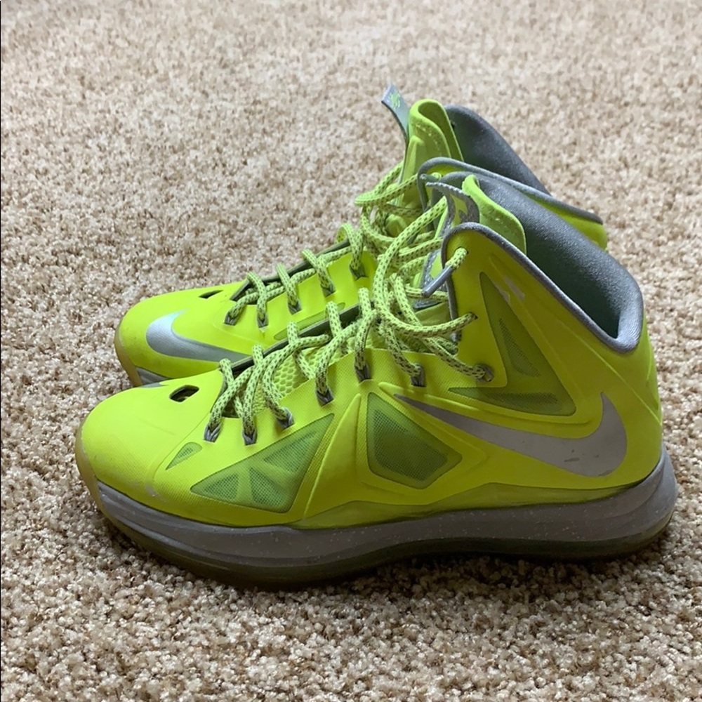 Lebron 10 Volt, size 10